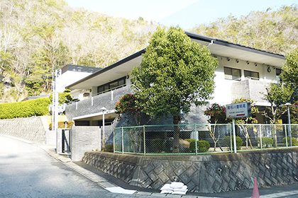 猪名川町営斎場(猪名川霊照苑)